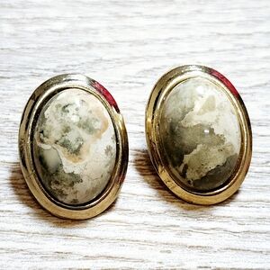 Elegant Gold and Stone Earrings Fashion Jewelry